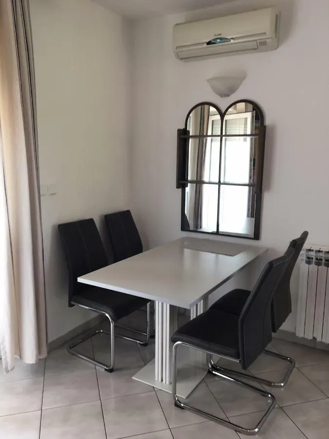 Apartments Fuchs Umag 0*,  Croatia